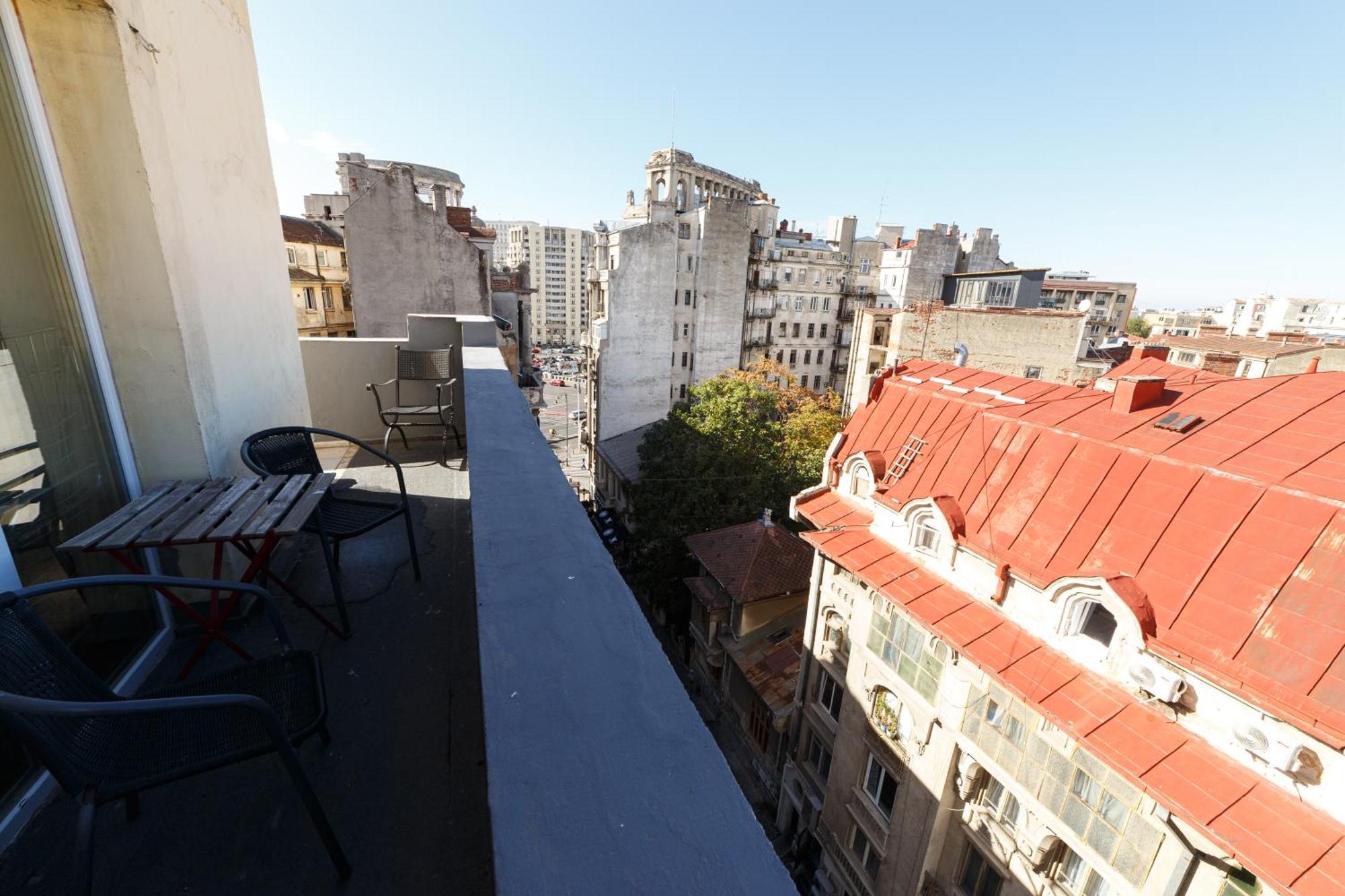 Color Apartments Nicolae Tonitza St Bukares Bagian luar foto